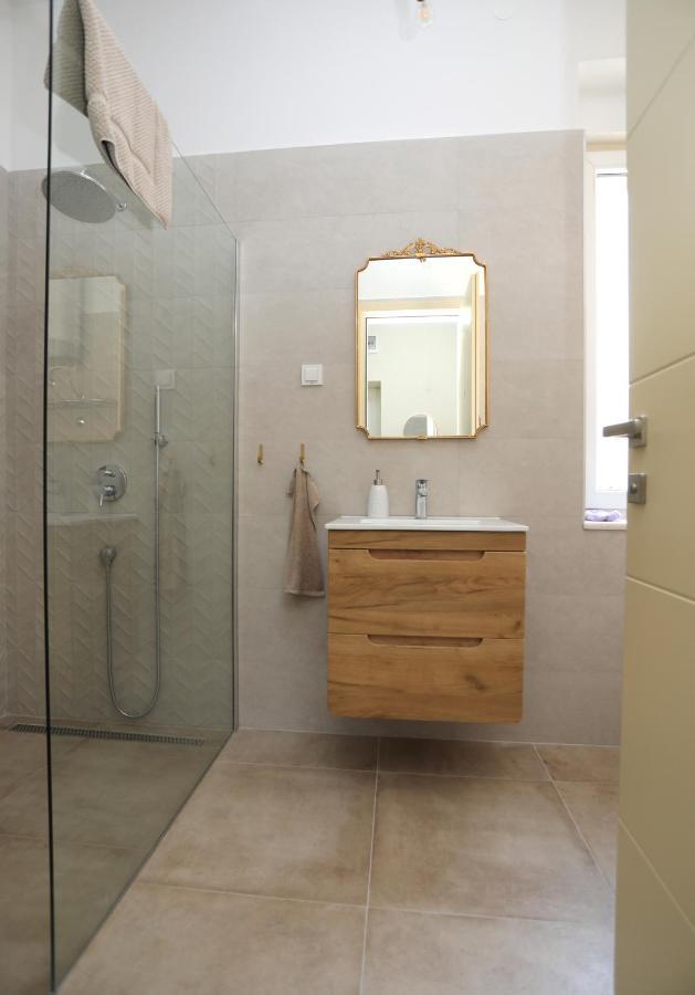 Apartman Kamala Pula Exterior foto