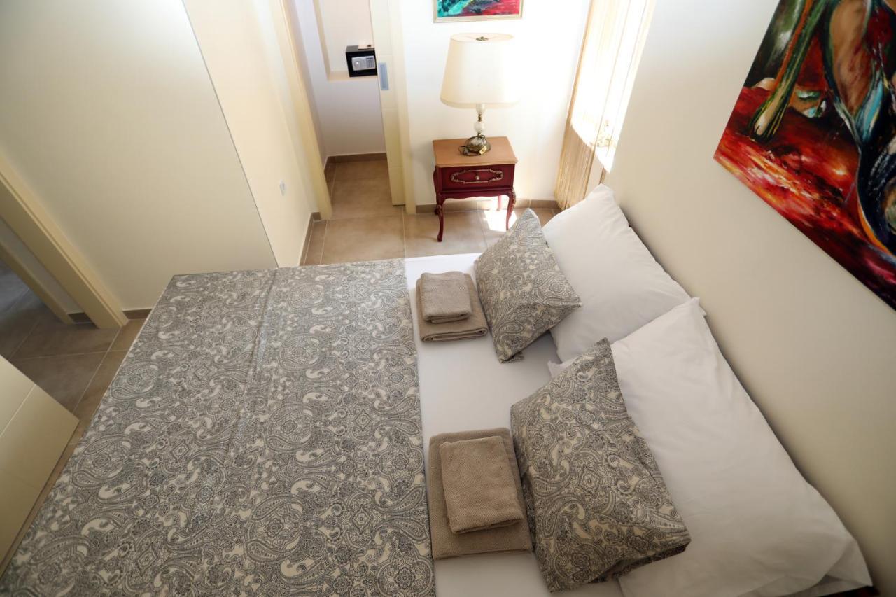 Apartman Kamala Pula Exterior foto