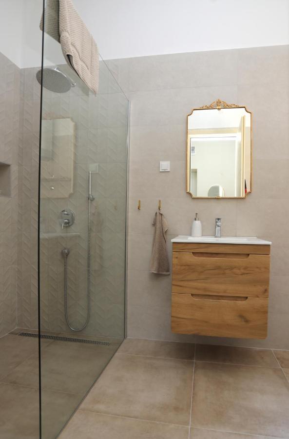 Apartman Kamala Pula Exterior foto