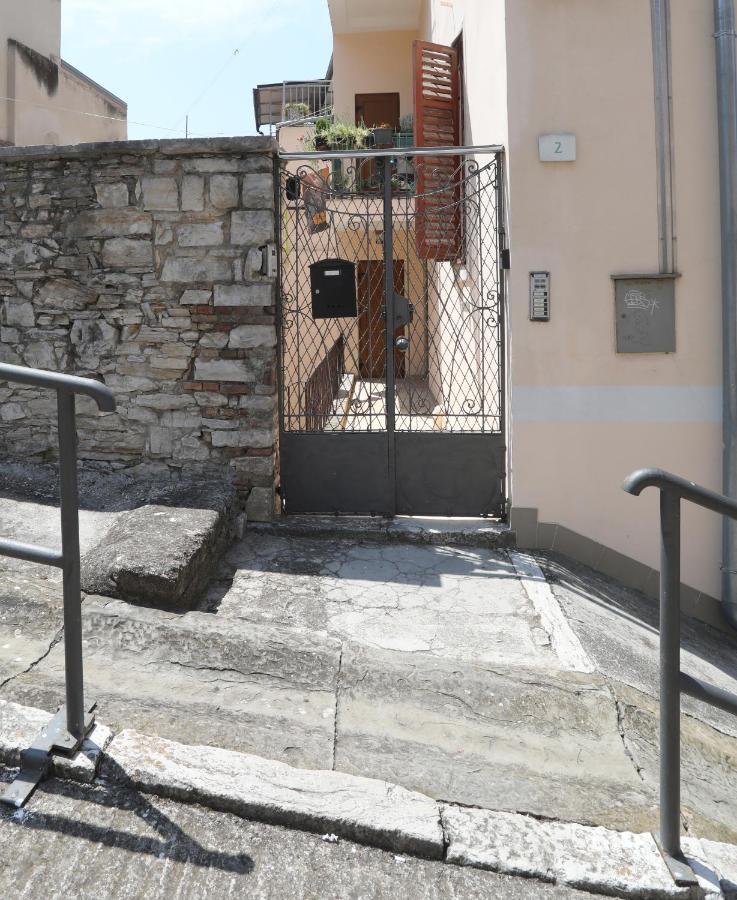 Apartman Kamala Pula Exterior foto